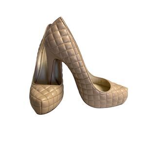 BCBGeneration, Pixie Style, Cream/ Tan, Quilted Pattern, stiletto, heels, Sz 8M,